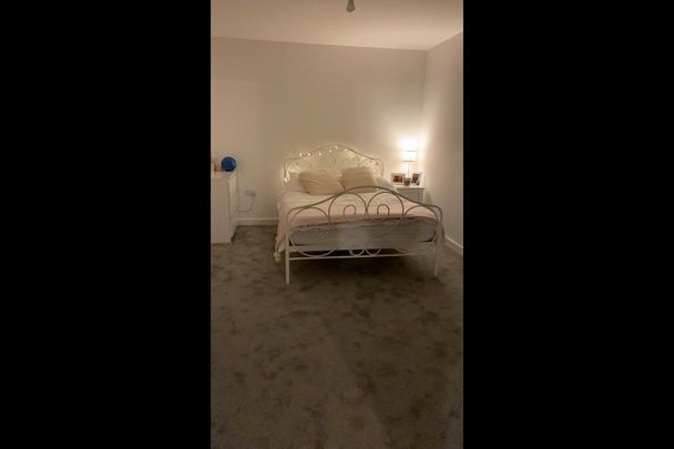 1 Bed Flat, Trafford, M16 - Photo 1