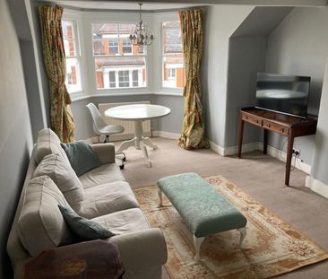 2 Bed Flat, Lynette Avenue, SW4 - Photo 2