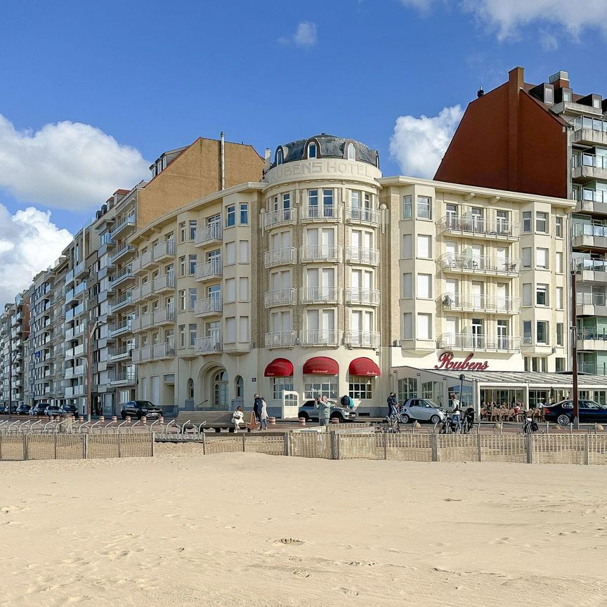 Appartement op ZEEDIJK Albertstrand, aan het Rubensplein... - Photo 1