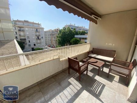 Appartement à louer 1 pièce 43.93m² - Photo 2