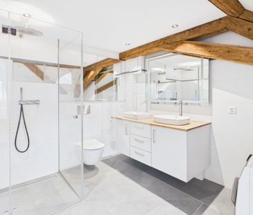Charmante, sanierte Maisonettewohnung mit Lift, Balkon und eigenem ... - Foto 3