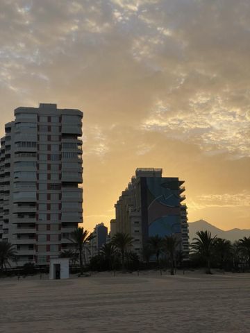 Apartamento de alquiler en Calle Carrer de la Valldigna, 19, Playa de Gandia - Photo 3
