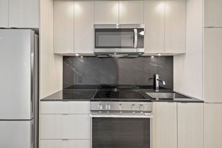 For Lease - 60 Central Park Road Way Unit# 702, Toronto, Ontario - Photo 5