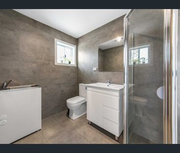 Well presented Granny Flat with air conditioning - Photo 4