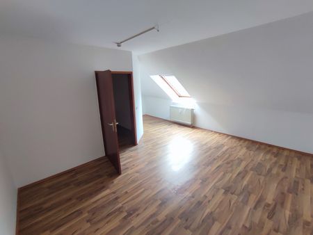 2-Raum-Maisonettenwohnung, 71,8 m² im DG, ruhige Lage in Gera-Aga - Photo 4