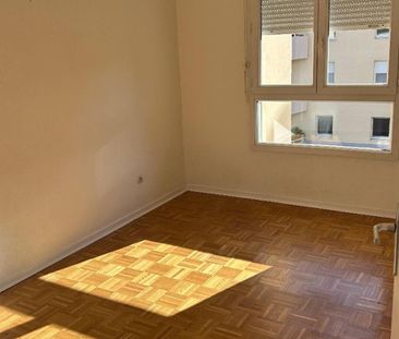 Appartement T3 à louer à Saint Julien En Genevois - Photo 3