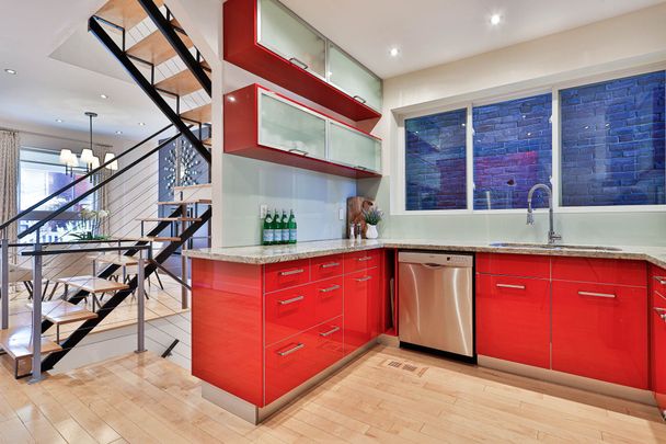 For Lease - 536 Crawford Street, Toronto, Ontario - Photo 1