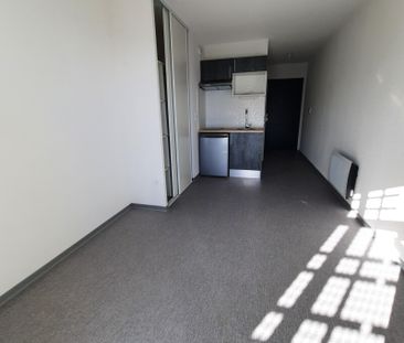 Location Appartement 1 pièce 18m² NIMES 30000 - Photo 4
