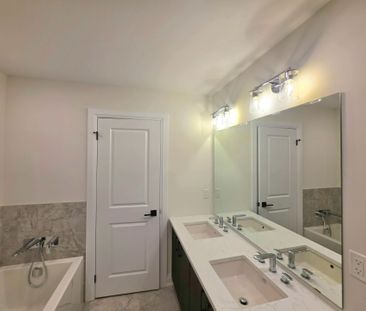 For Lease - 6354 SUNSHINE Common, Niagara Falls, Ontario - Photo 6