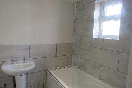 New Cheveley Road - Photo 2