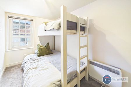 2 bed house to rent in High Street, Staithes, TS13 - Photo 4