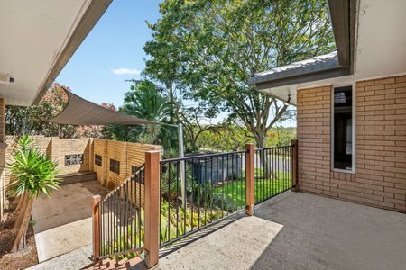 A Bayside Sanctuary with Space, Style & Stunning Sunrises - Photo 5