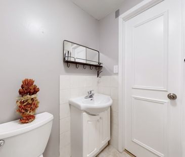 For Lease - 6 Queenscourt Drive Unit# Basement, Toronto, Ontario - Photo 6