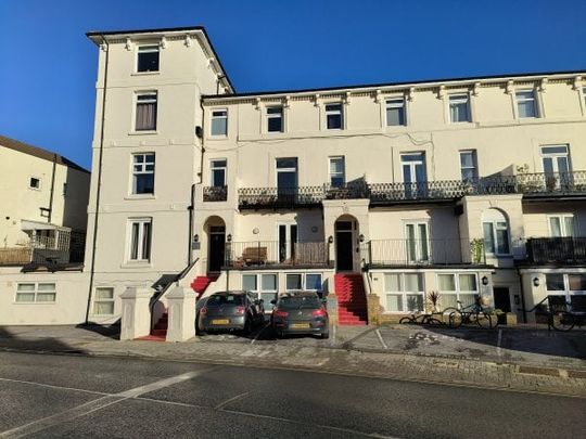 Clarendon Road, Southsea - Photo 1