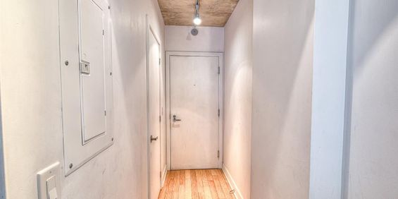 Appartement Montréal (Le Sud-Ouest) À Louer - Photo 3