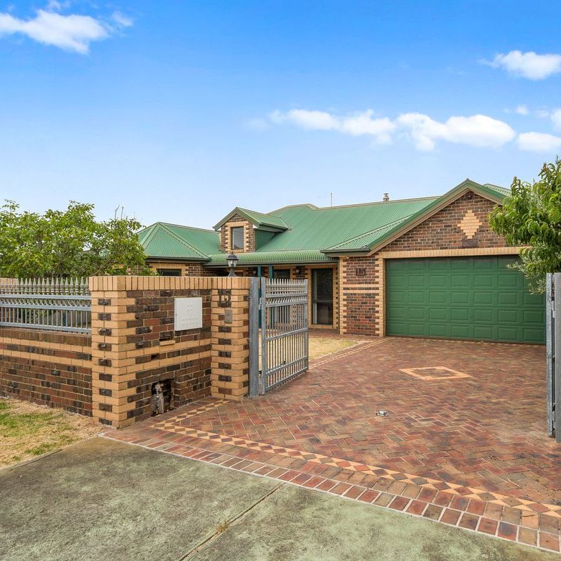 15 Daly Avenue, Rye, VIC 3941 - Photo 1