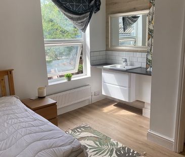 Room in a Shared Flat, Beeston, NG9 - Photo 4