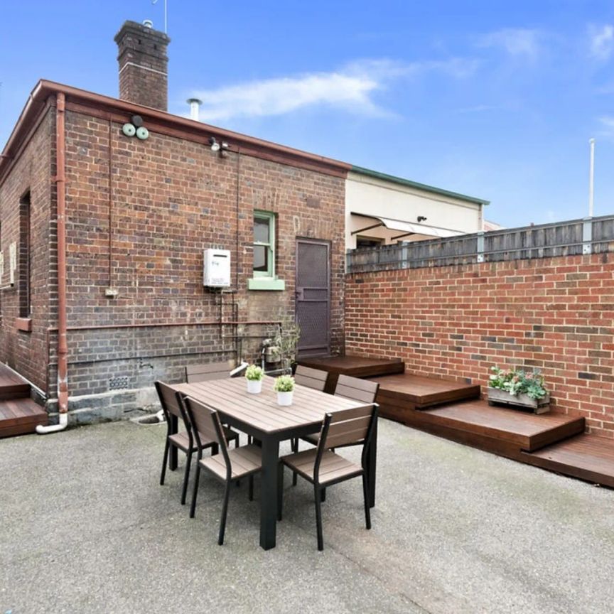 Sensational location - Photo 1