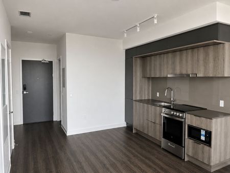 For Lease - 448 Burnhamthorpe Road Unit# 5307, Mississauga, Ontario - Photo 3