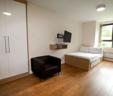 Studio to rent - Photo 2