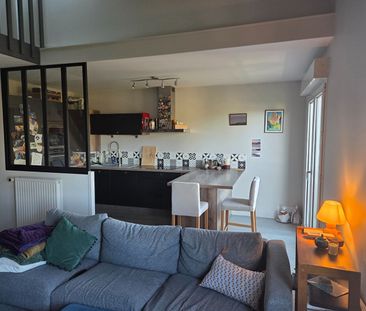 Location Appartement 4 pièces 81m² - Photo 3