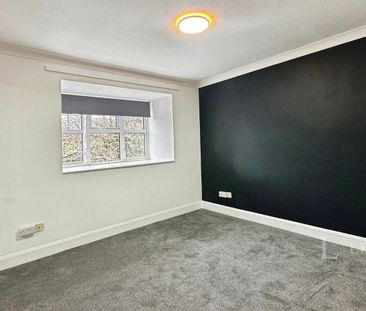 3 bedroom apartment to rent Knights Field, Luton, Bedfordshire, LU2 - Photo 3