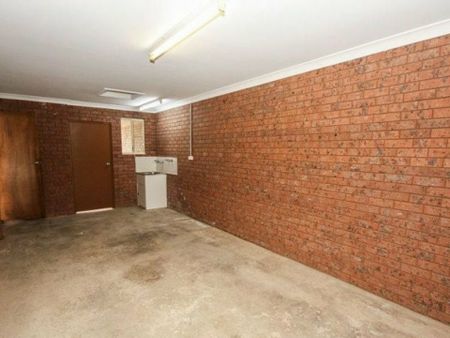 Town House - Photo 5