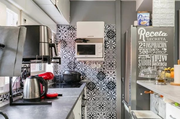 Calle Sacromonte, Madrid, Community of Madrid 28041 - Photo 1