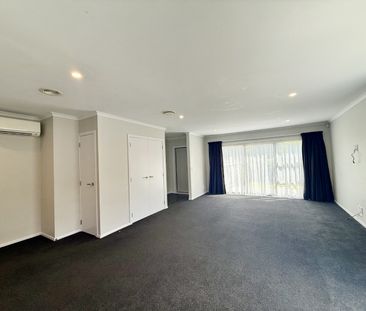 8 Avalon Park Drive, Avalon - Photo 2