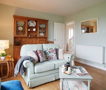 3 bedroom semi-detached house to rent - Photo 3