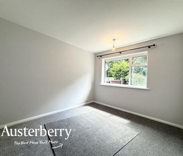 2 bedroom semi-detached bungalow to rent - Photo 2