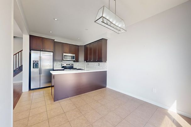 For Lease - 1751 Hayden Lane Unit# Main, Pickering, Ontario - Photo 1