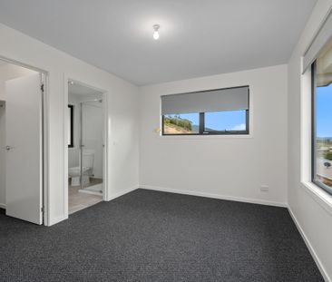 18 Lesdelle Street Claremont TAS 7011 Australia - Photo 4