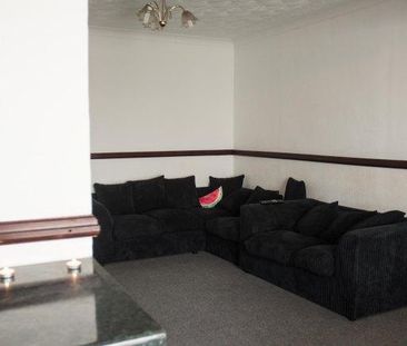 4 bedroom house share to rent - Photo 2