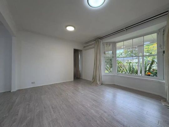 3 Roseneath Place, Baulkham Hills NSW 2153 - Photo 1