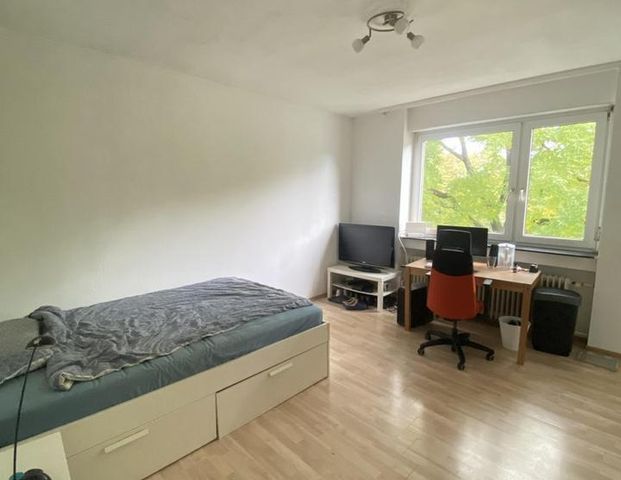 Helle 1-Zimmer-Wohnung mit Einbauküche - Foto 1