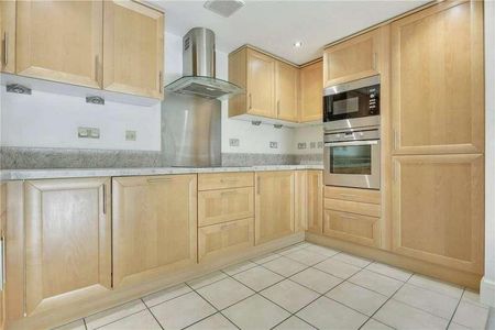 Chapelfield Gardens, Coburg Street, Norwich, Norfolk, NR1 - Photo 5