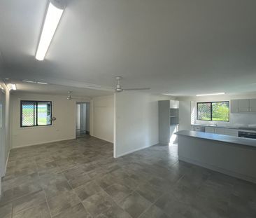 2/94 River Avenue, 4860, Mighell Qld - Photo 4