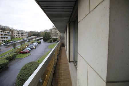 Location Appartement 4 pièces 92m² - Photo 2