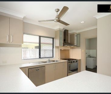 FOR RENT – Modern 4 Bedroom Family Home - Photo 5