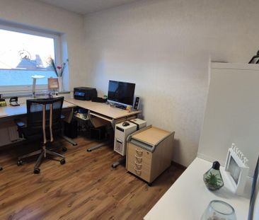 Lichtdurchflutete 3,5-Zi.-Wohnung mit großem Balkon in Wendschott - Photo 3