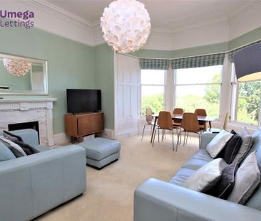 Douglas Crescent - Photo 2