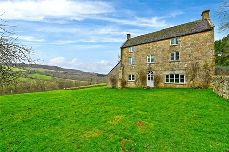 A stunning period house with far reaching views. - Photo 5