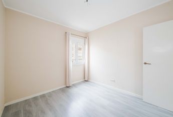 APARTAMENTO T4 EM ALFRAGIDE MOBILADO