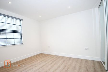 2 bedroom penthouse to rent - Photo 5