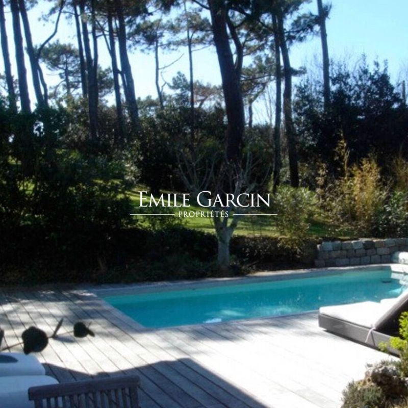 Maison à louer à Anglet, bel extérieur avec piscine chauffée. - Photo 1