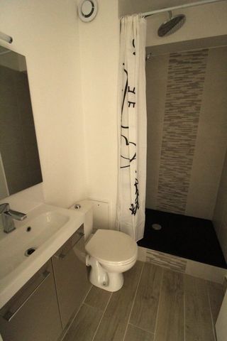 Studio Guyancourt 24 m² - Photo 2