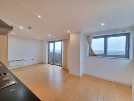 1 bedroom flat to rent - Photo 2