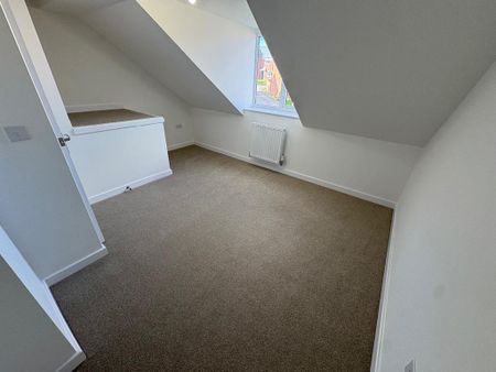 3 bedroom semi-detached house to rent - Photo 3