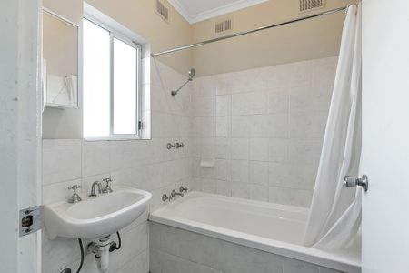 82 Marmion Avenue, Kilburn SA 5084 - Photo 3